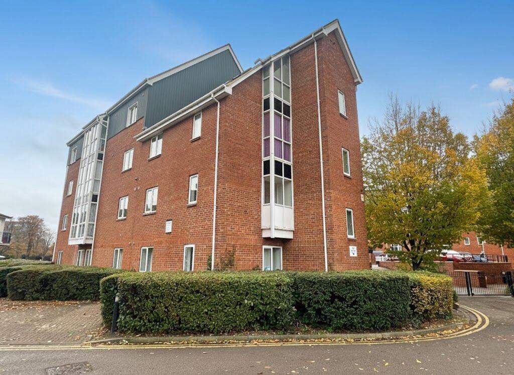 Main image of property: Heron Quay, Bedford, MK40