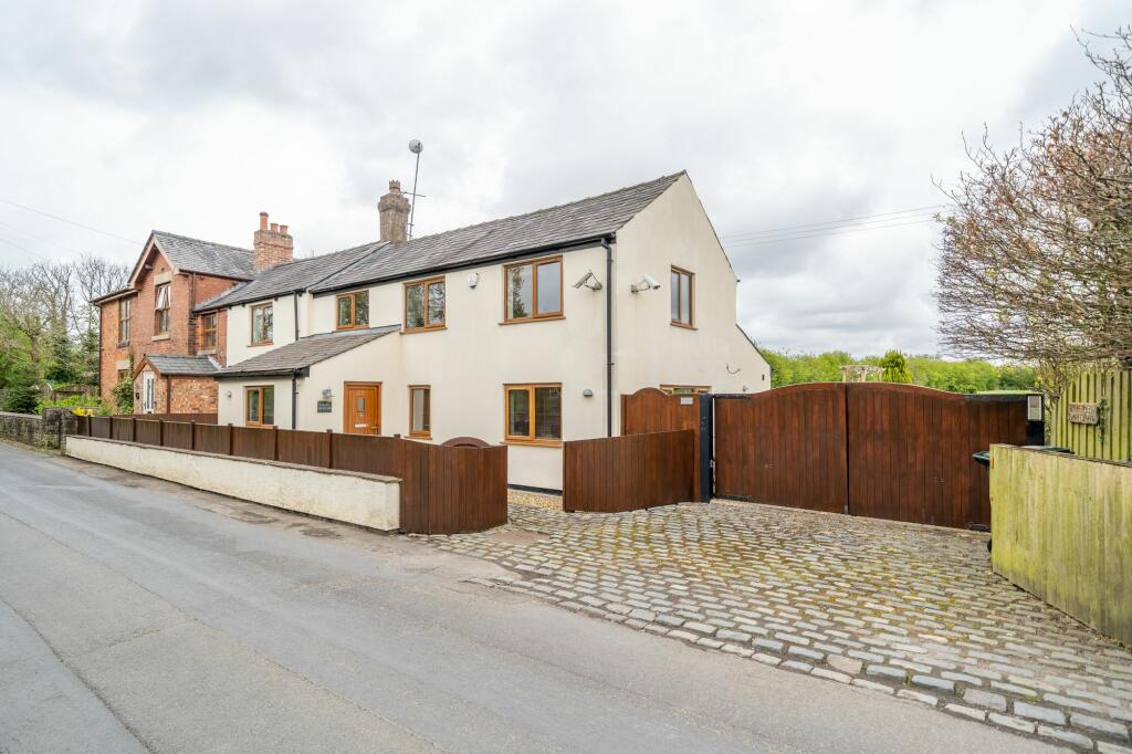 4 bedroom cottage for sale in Pear Tree Lane, Euxton, PR7