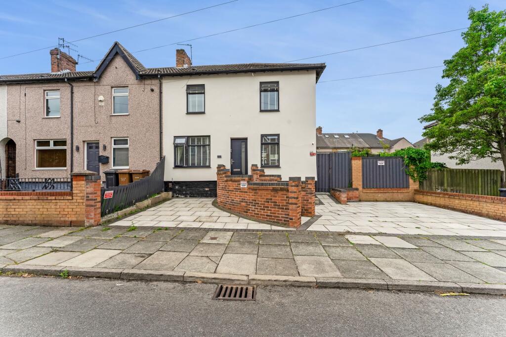 3 bedroom end of terrace house