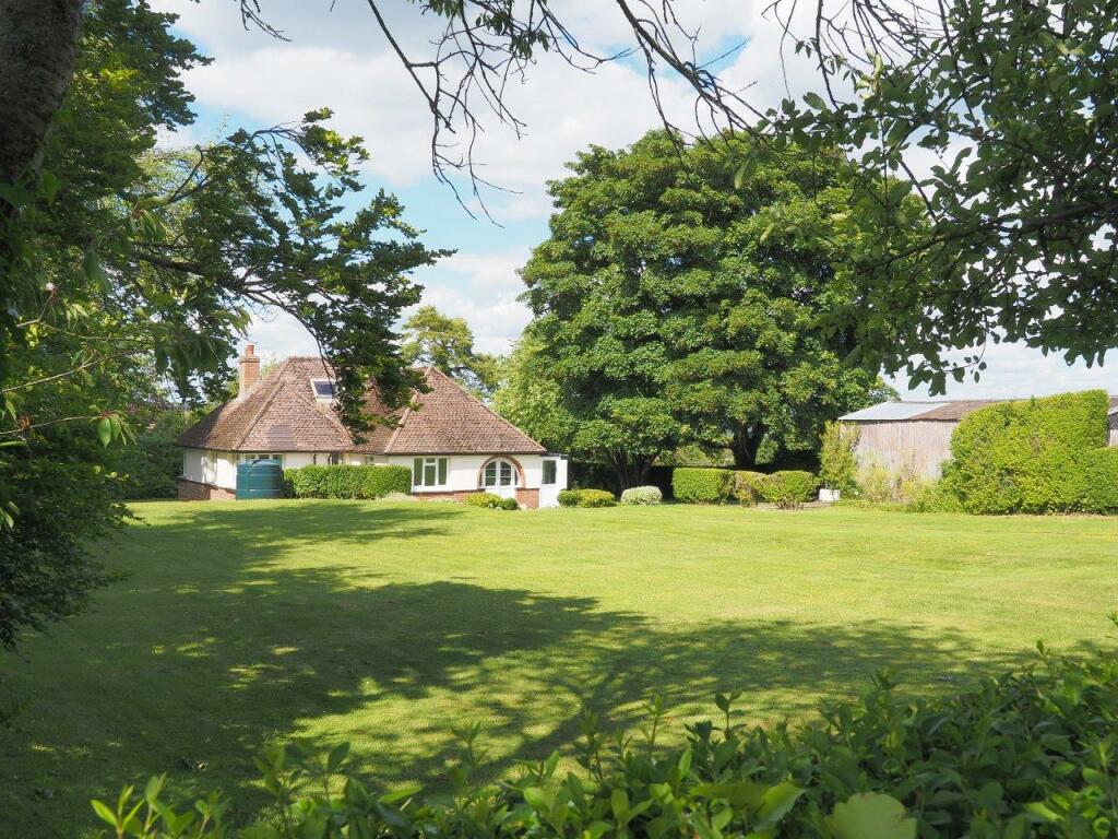 4 bedroom detached house for sale in Corner, Salisbury, SP5