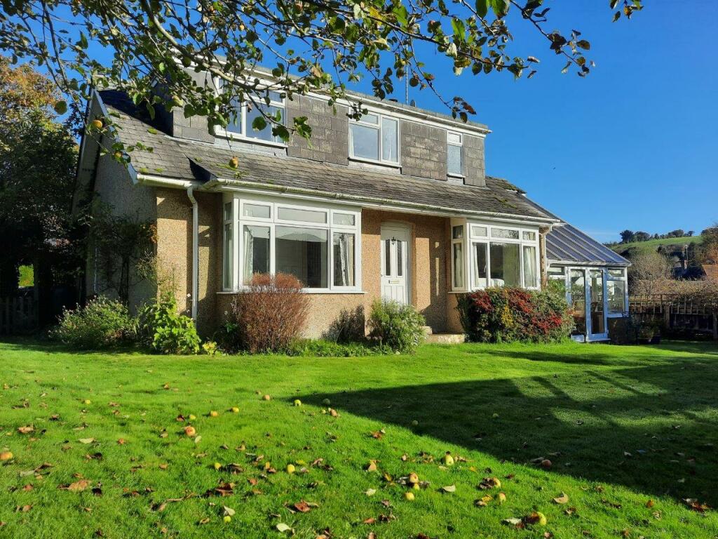 4 bedroom detached house for sale in Black Lane, Pitton, Salisbury, SP5