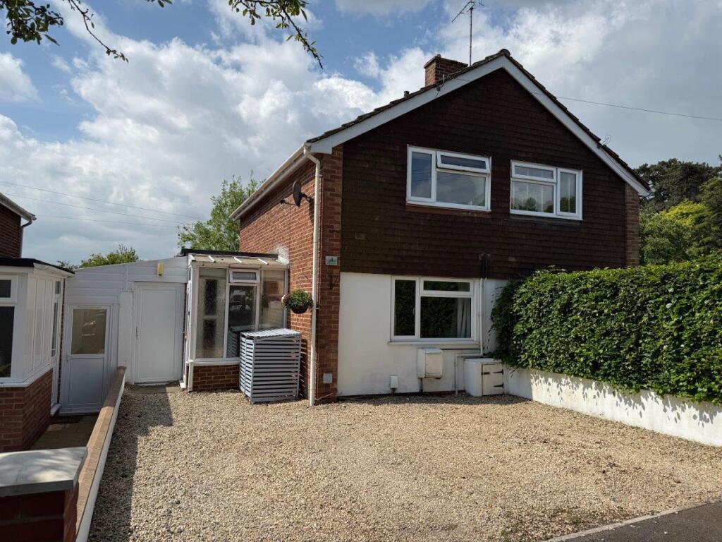 2 bedroom semi-detached house