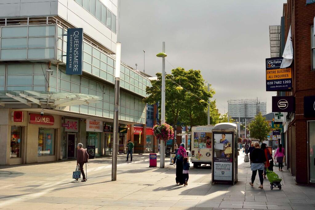 Main image of property: Buy to Let Slough Flat, City Centre