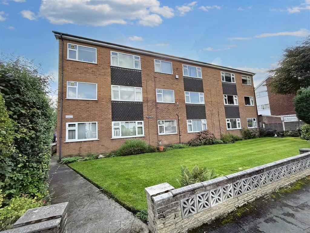 1 bedroom apartment for sale in York Avenue, Sale, M33