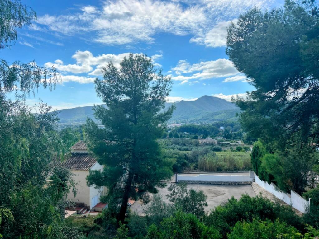 Main image of property: Valencia, Alicante, Jalon