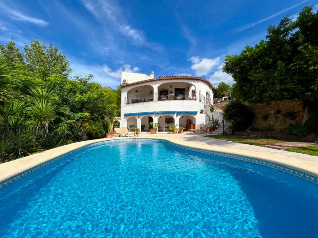 Main image of property: Valencia, Alicante, Jalon