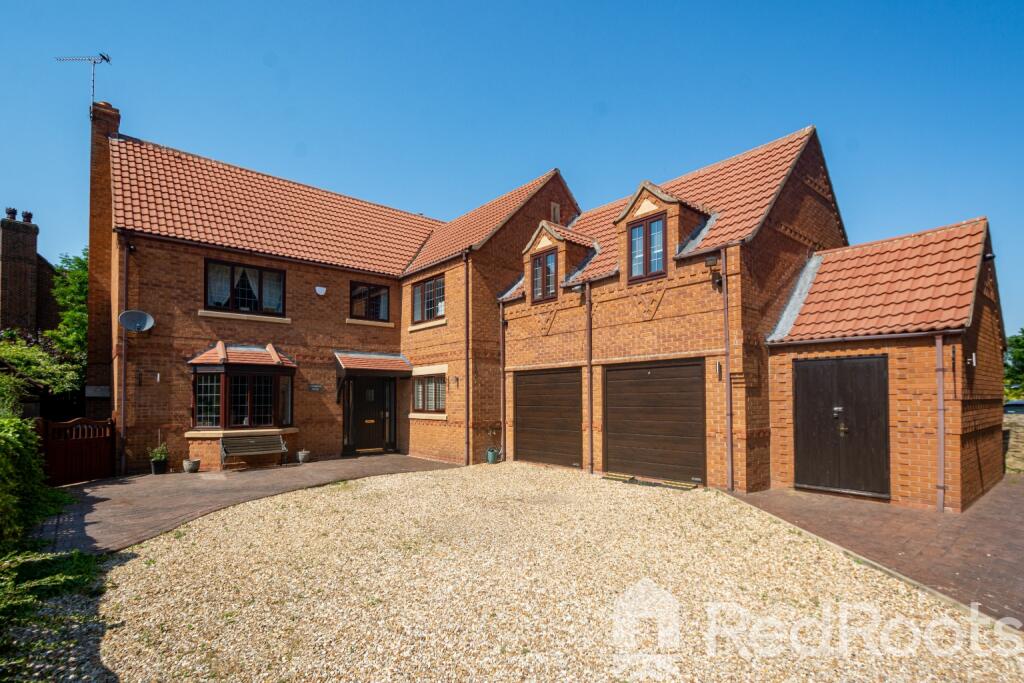 5 bedroom detached house for sale in Mill Lane, AdwickLeStreet