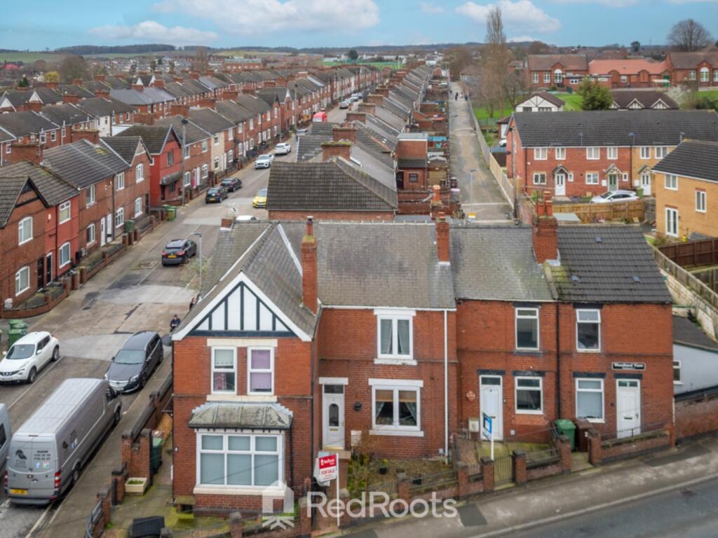 2 bedroom terraced house for sale in Minsthorpe Lane, South Elmsall