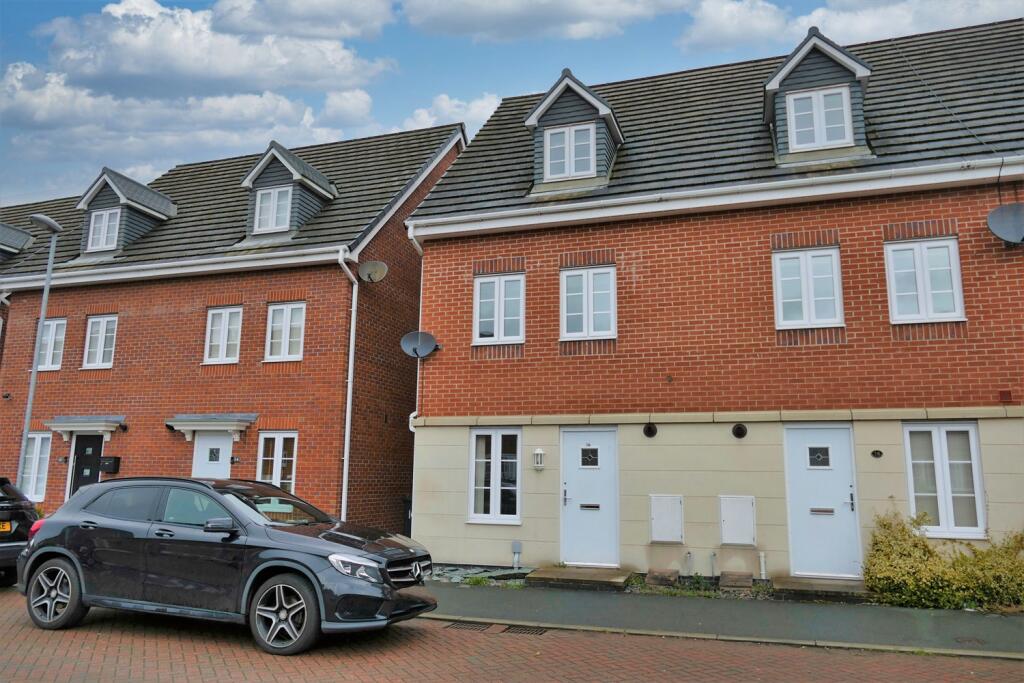 Main image of property: Phoenix Place, Great Sankey, Warrington 