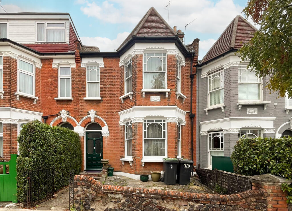 Main image of property: Alexandra Park Road, London, N22