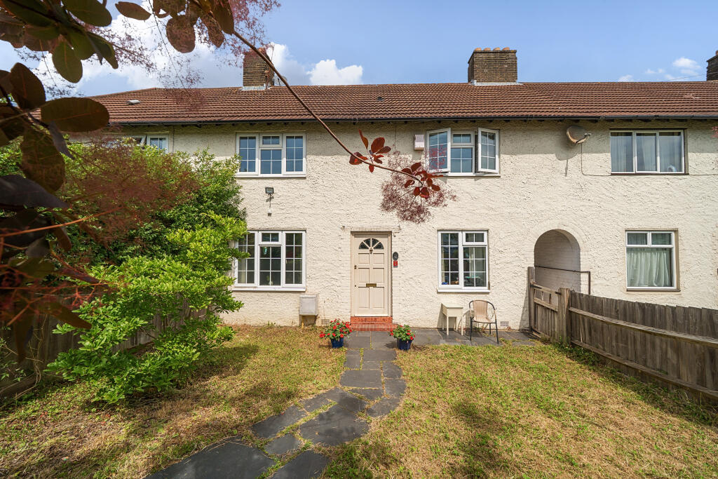 Main image of property: Halliwick Road, London, N10