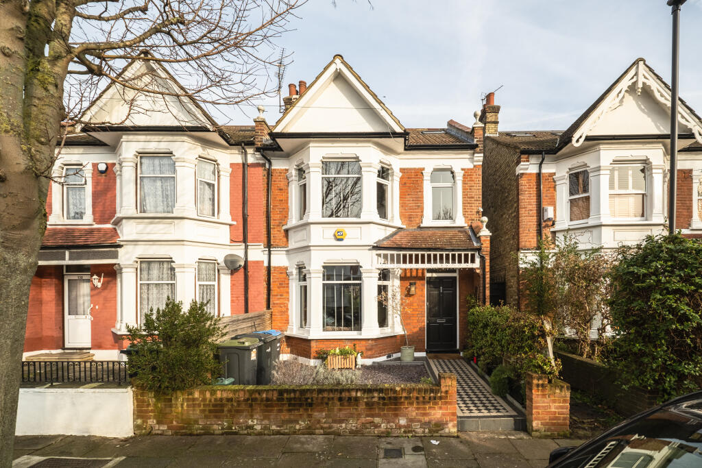Main image of property: Maidstone Road, London, N11