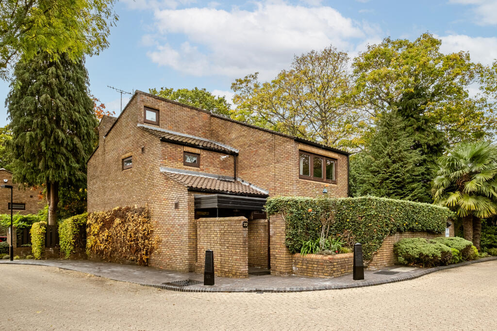 Main image of property: West Hill Park, London, N6