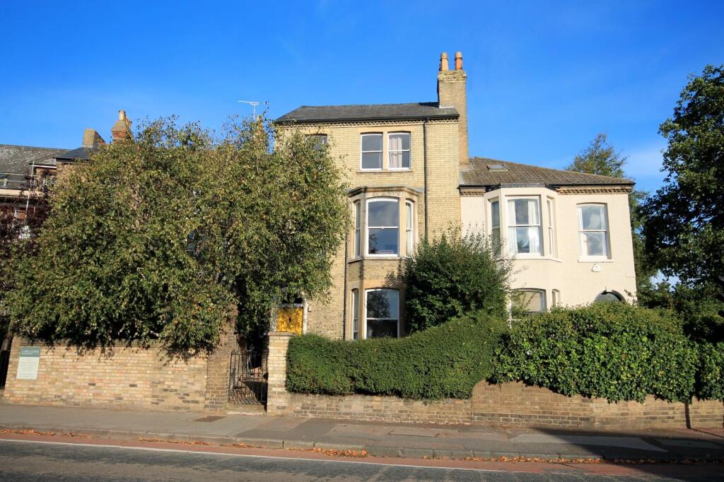 Main image of property: Chesterton Road, Cambridge