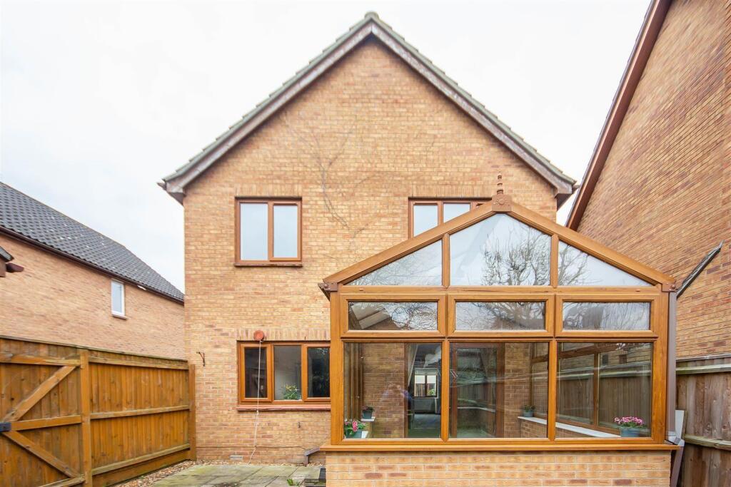 Main image of property: Plumian Way, Balsham