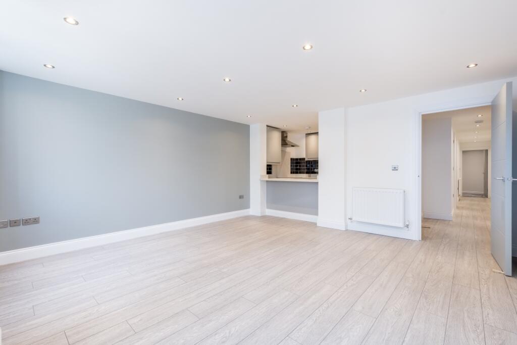 Main image of property: Colney Hatch Lane London N10