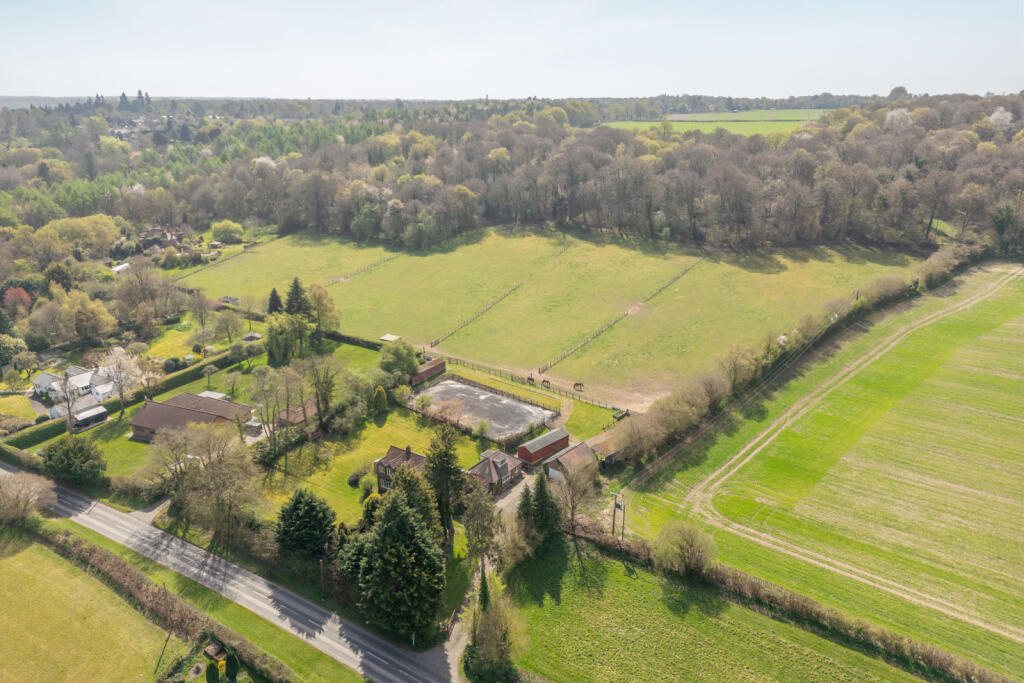 Main image of property: Rignall Road, Great Missenden, Buckinghamshire, HP16