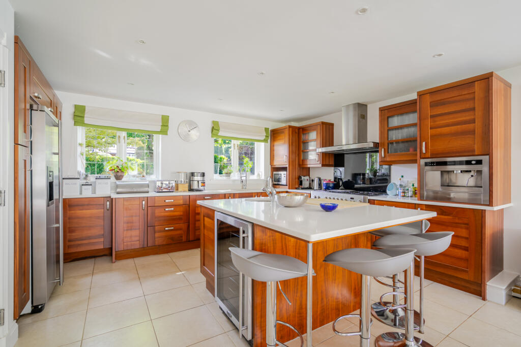 Main image of property: Hammersley Lane, Penn, High Wycombe, Buckinghamshire, HP10