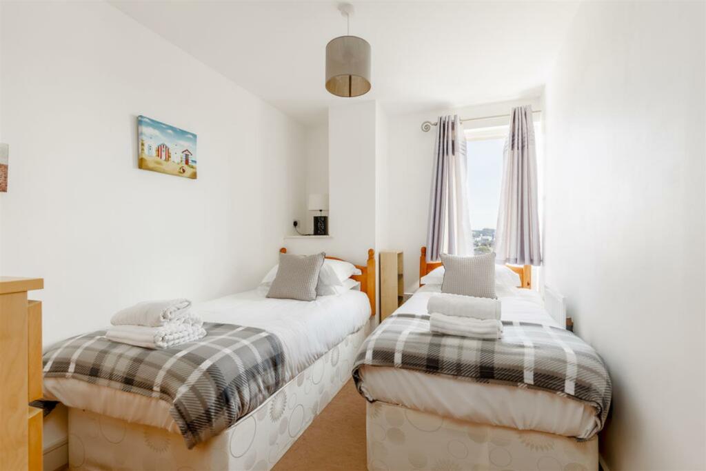 Additional property image - High Street, Poole