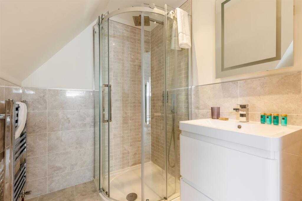 Additional property image - Thwaite Road, Poole