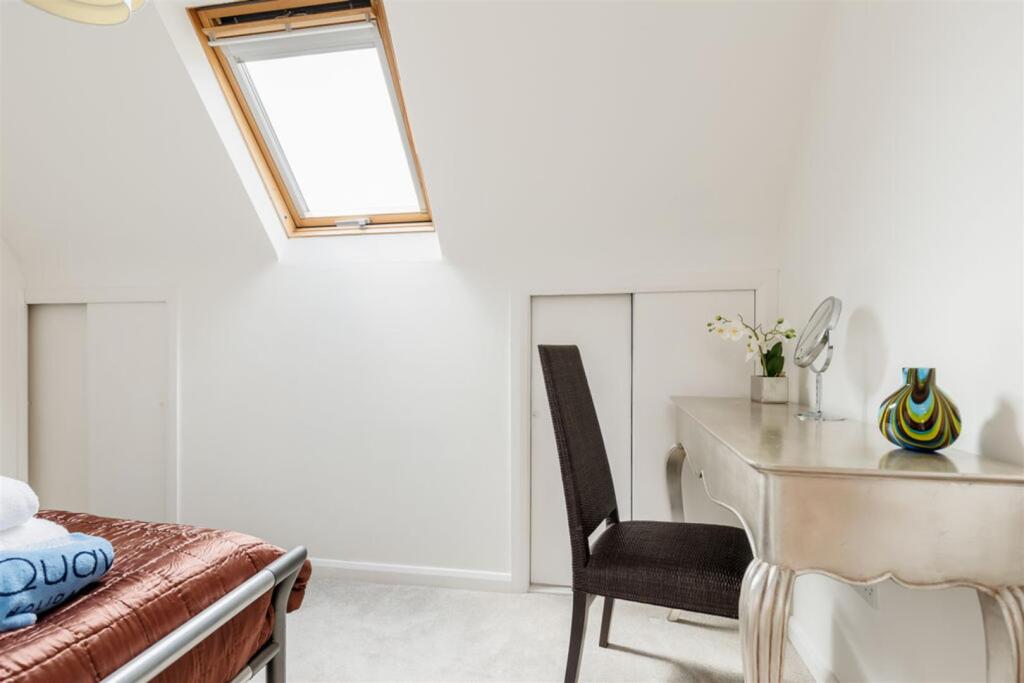 Additional property image - Thwaite Road, Poole