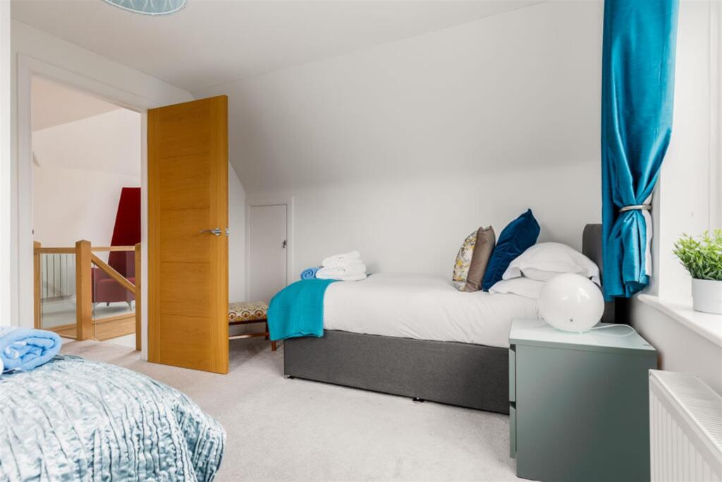Additional property image - Thwaite Road, Poole