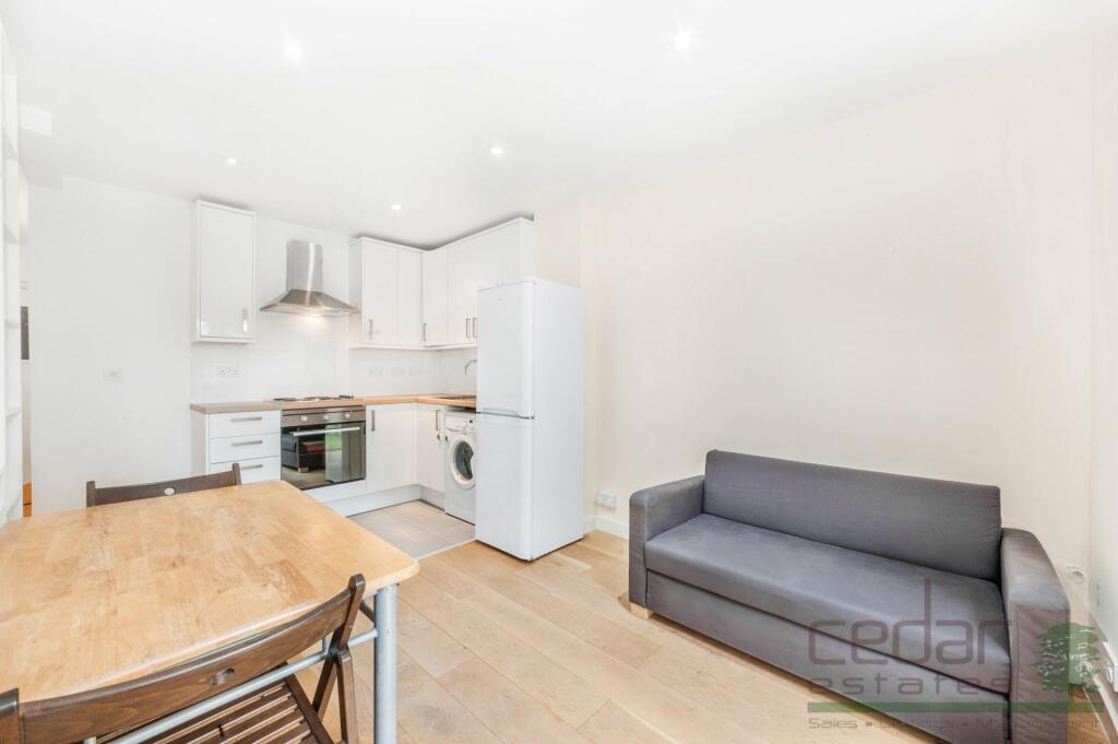 2 bedroom flat for rent in 2 Crewy's Road, Child's Hill NW2