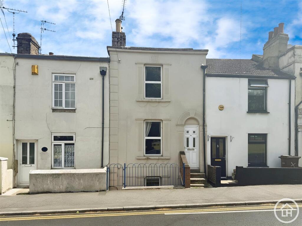 Main image of property: 91 Marlborough RoadGillinghamKent