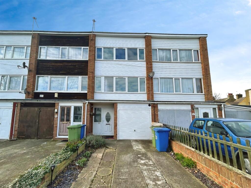Main image of property: Wykeham Road, Sittingbourne
