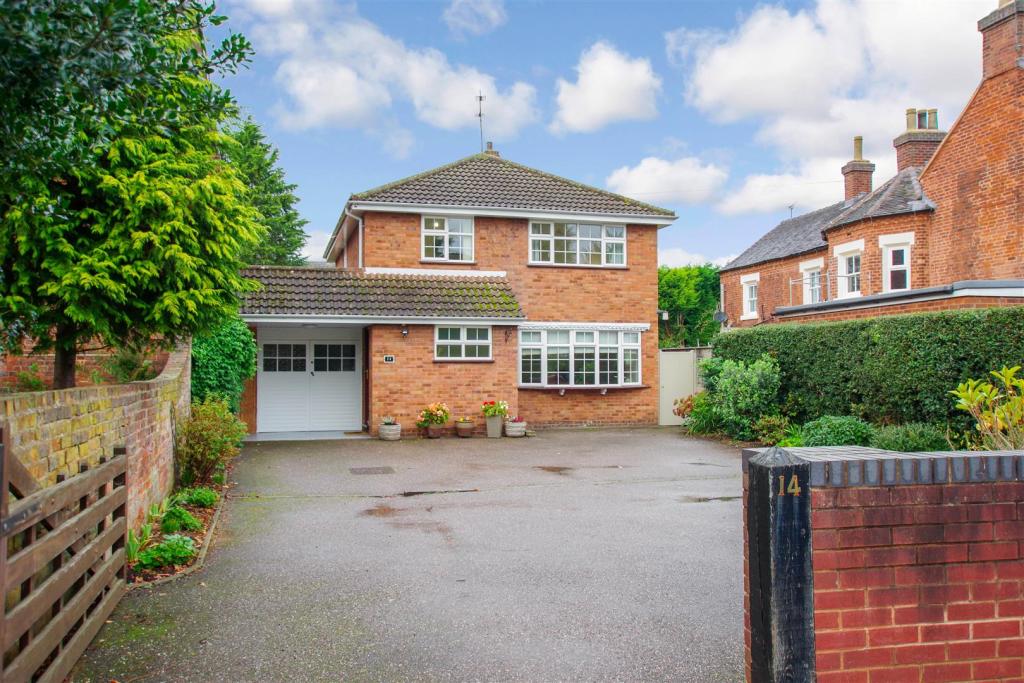 4 bedroom detached house for sale in Church Street, Rugeley, WS15