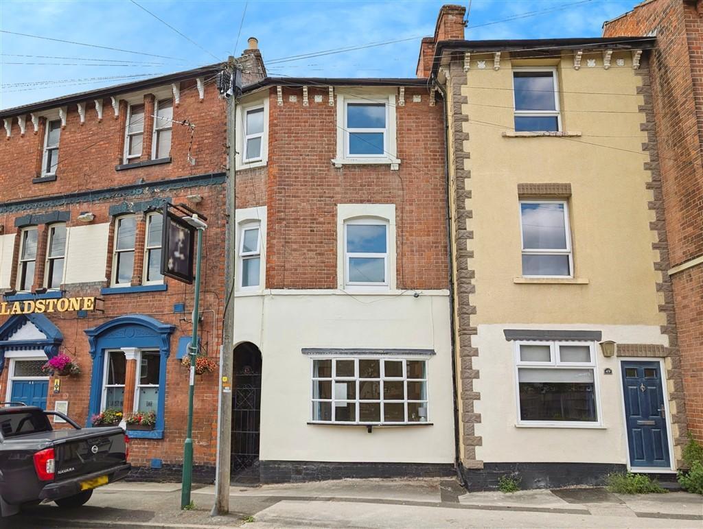 Main image of property: Loscoe Road, Carrington, Nottingham, NG5 2AW