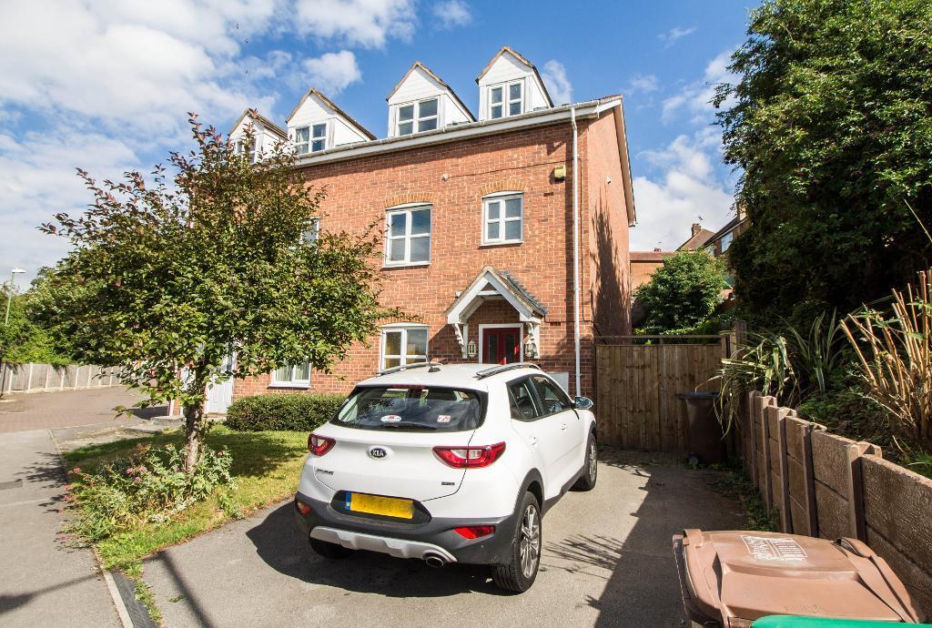 Main image of property: Banksman Close, Thorneywood, Nottingham, NG3 3EW