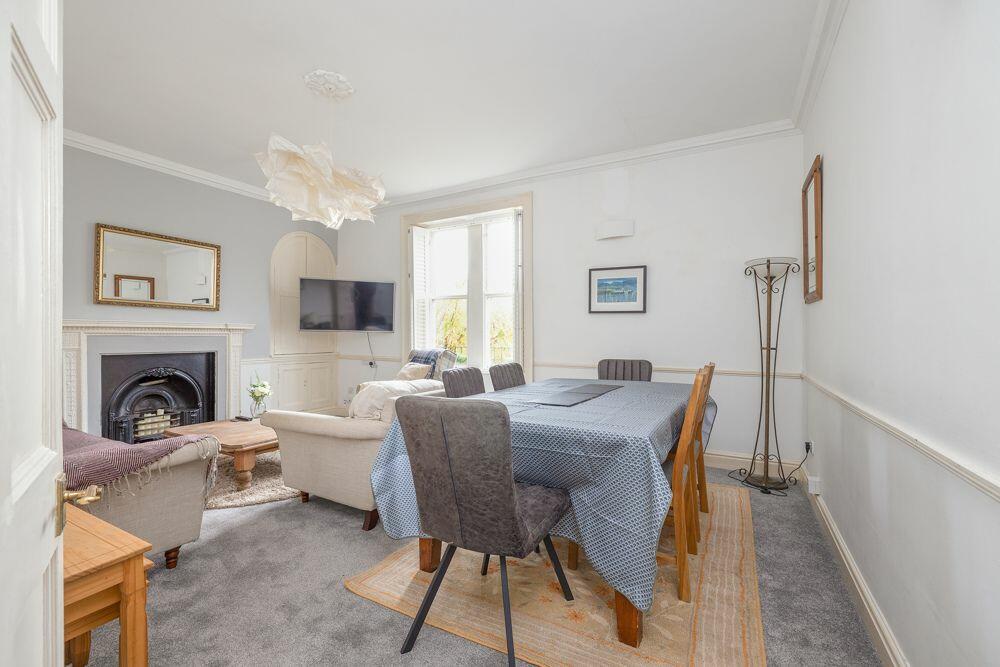 Additional property image - Flat 2, 3 Hanover Place, Bath
