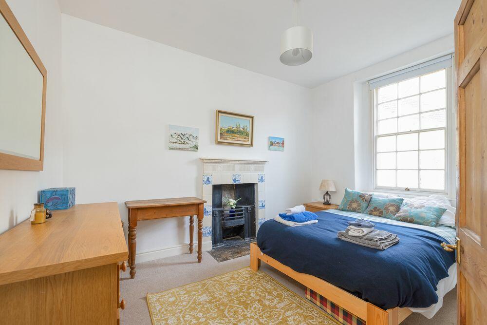 Additional property image - Flat 2, 3 Hanover Place, Bath