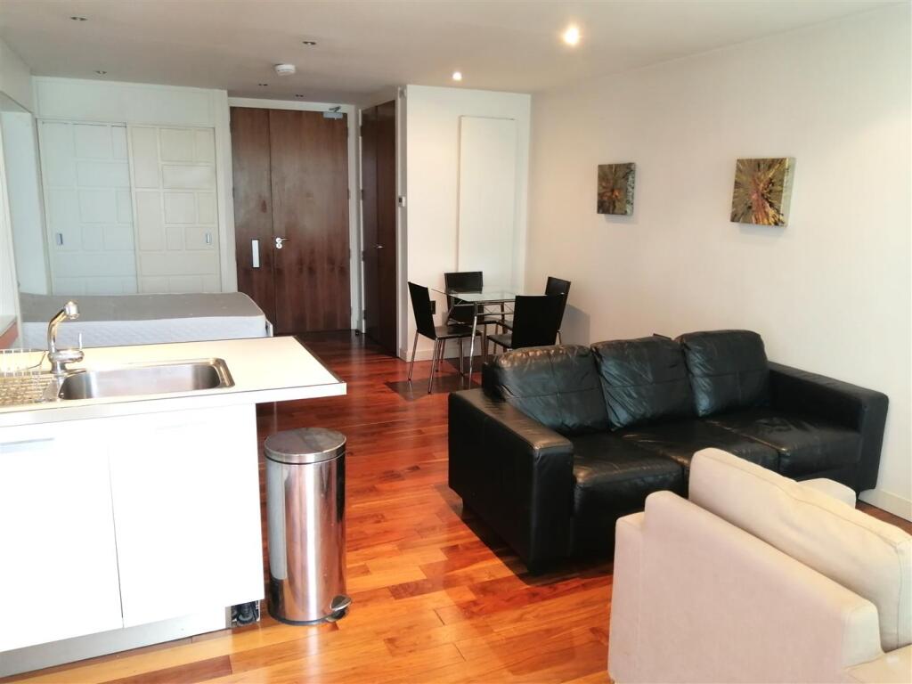 Main image of property: THE EDGE, SALFORD