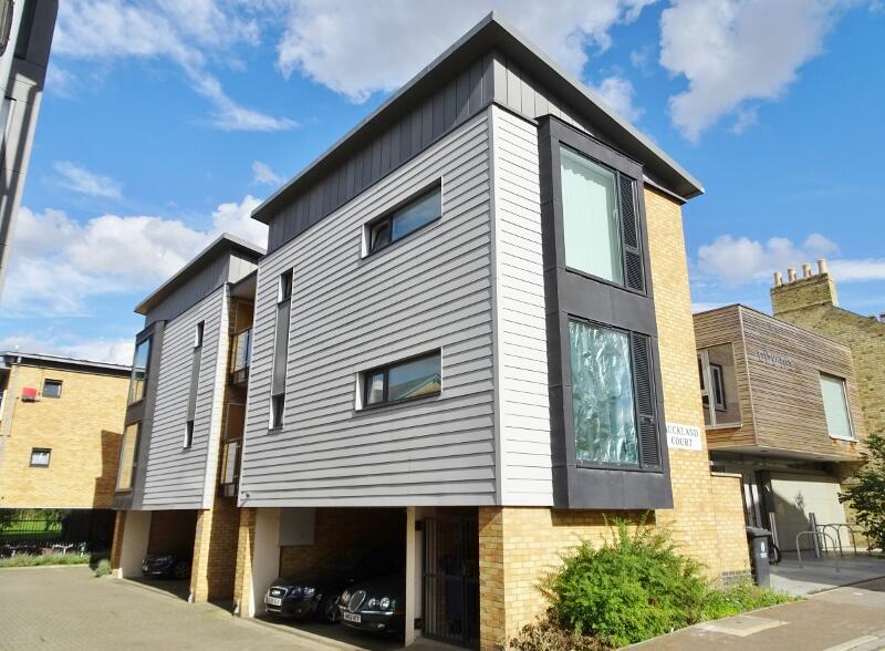 Main image of property: Auckland Court - On the edge of Midsummer Common