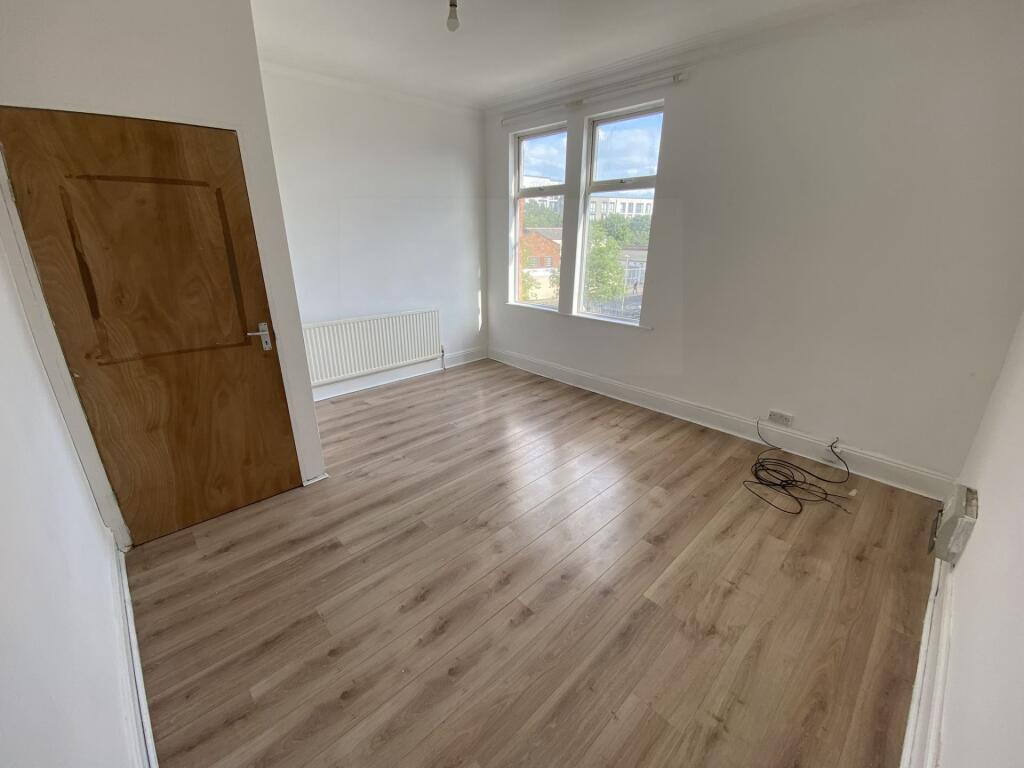 Main image of property: Upperton Road, West End, LE3