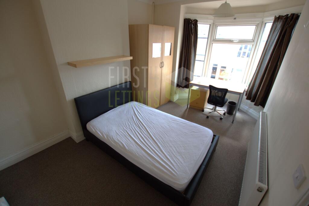 Main image of property: Lorne Road, Clarendon Park, LE2