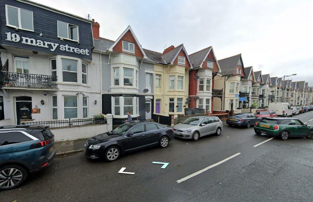 7 bedroom block of apartments for sale in Mary Street, Porthcawl, CF36