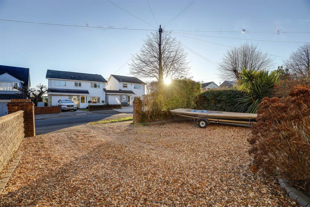 Additional property image - Wordsworth Avenue, Penarth