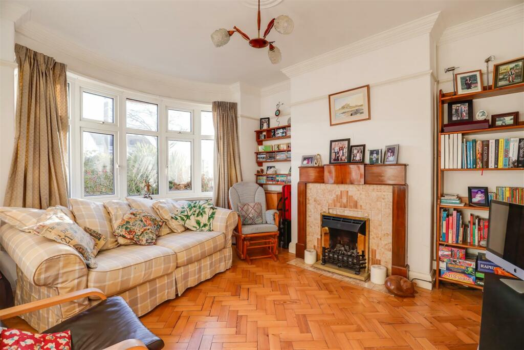 Additional property image - Wordsworth Avenue, Penarth