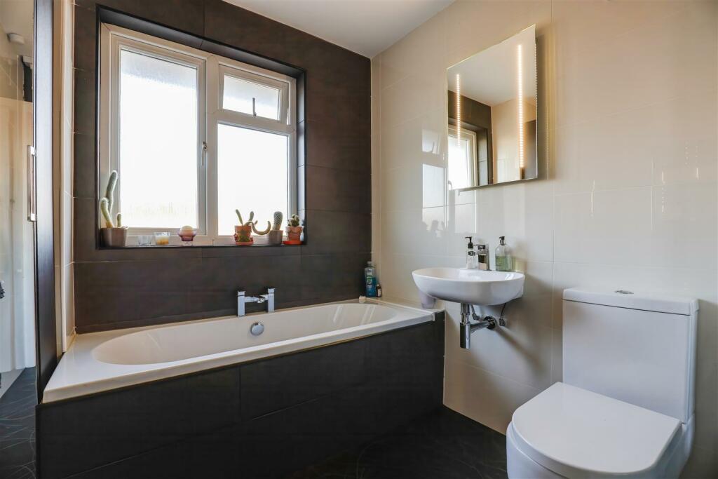 Additional property image - Wordsworth Avenue, Penarth