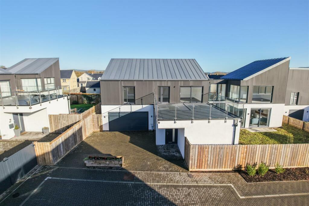 Main image of property: Drovers Meadow, Bronllys, Brecon
