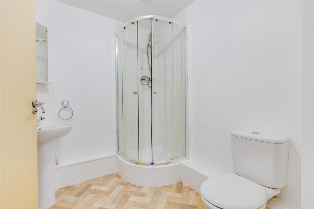 Additional property image - Lock Keepers Court [ 2 Bed ]