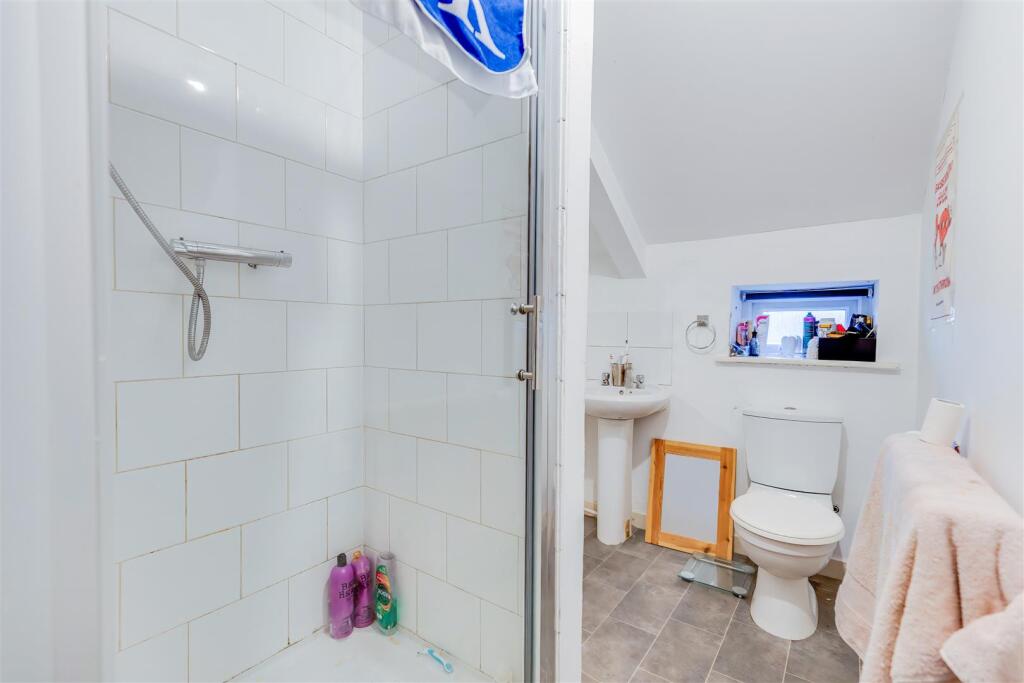 Additional property image - Richmond Road, Cardiff
