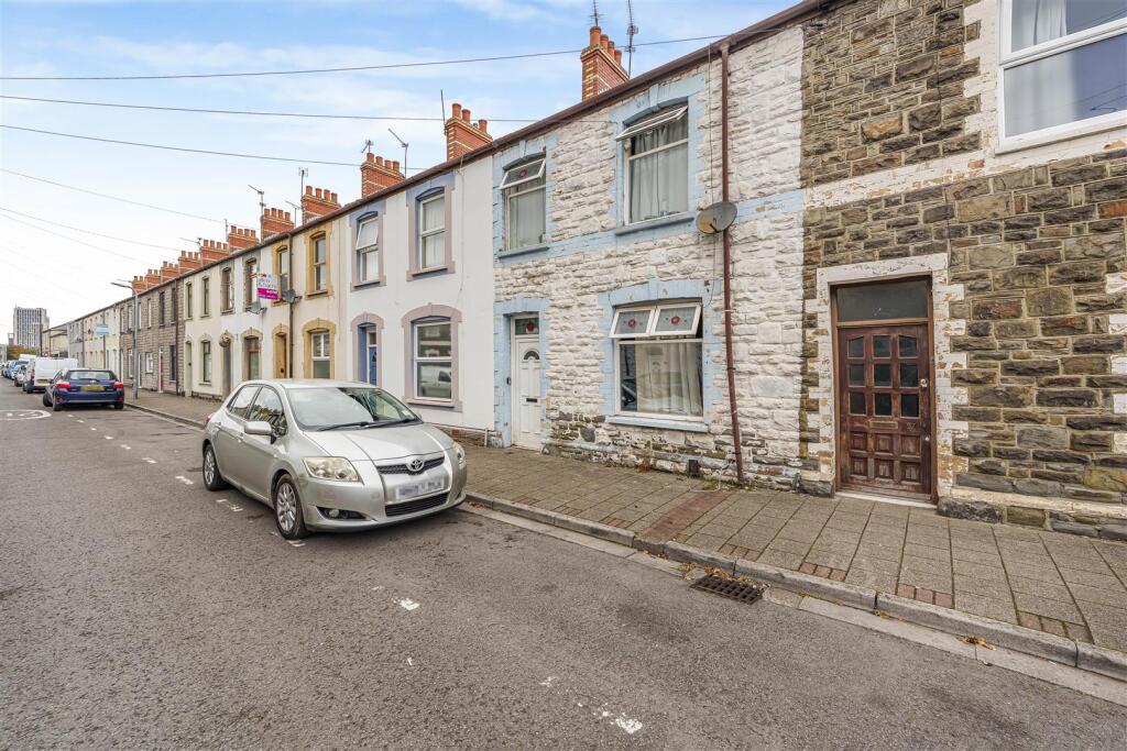 3 bedroom terraced house