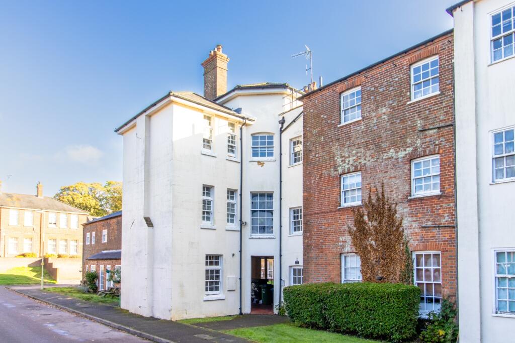 Main image of property: Bell House, Headley Close, Alresford, Hampshire, SO24