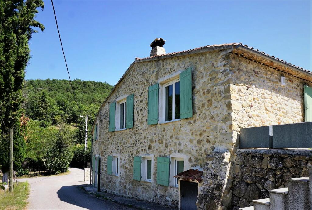 Main image of property: Provence-Alps-Cote d`Azur, Alpes-Maritimes, La Penne