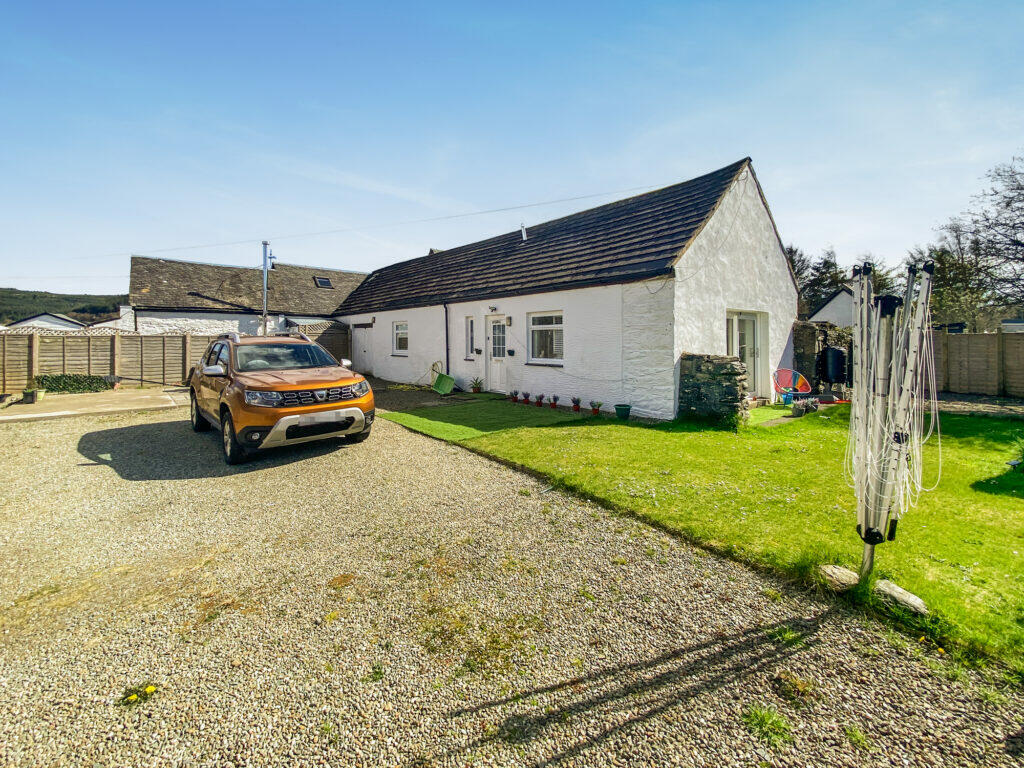 2 bedroom detached bungalow for sale in 9 The Stances, Kilmichael