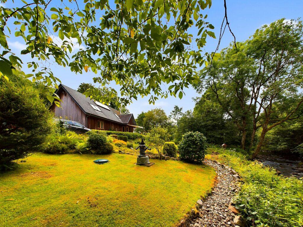 Main image of property: Hidden House, 12 Otter Creek, Taynuilt, Argyll